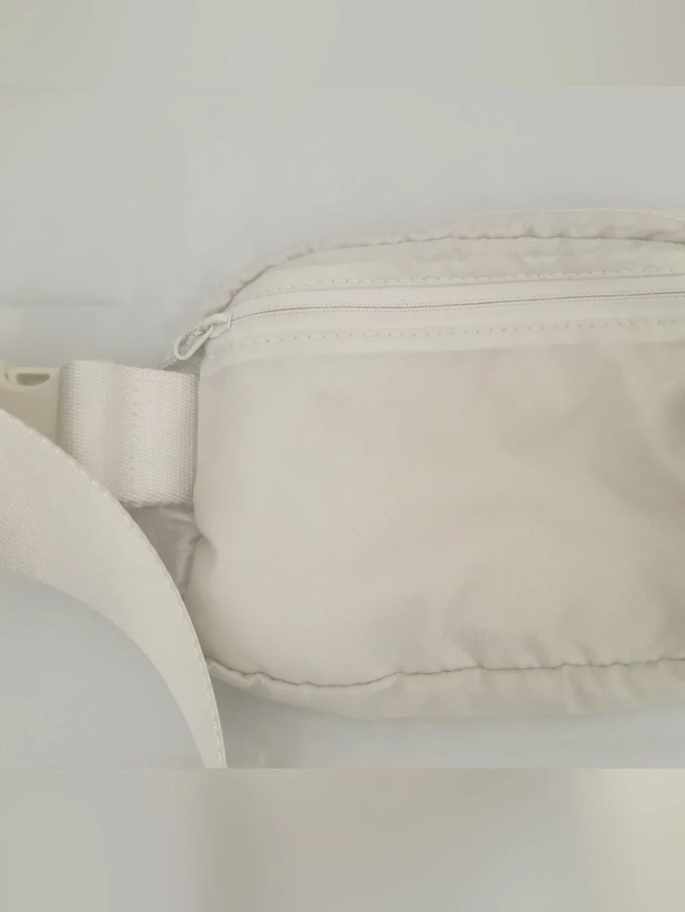Lululemon Athetica Pearl Crosbody Bag Amazing Shape!!